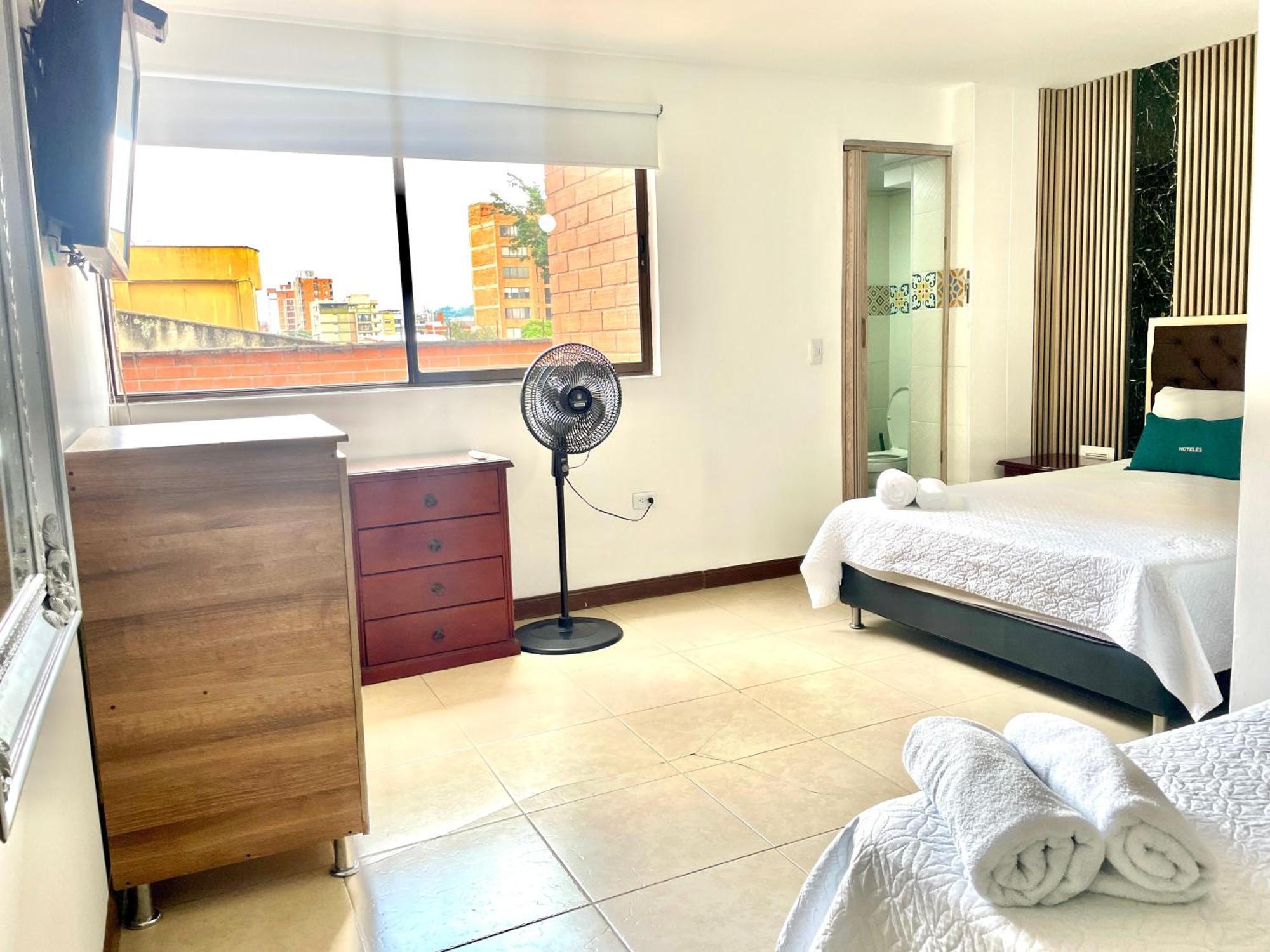 Hotel Torre Primavera เมเดยิน ภายนอก รูปภาพ